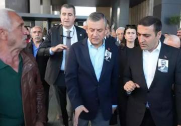 Özgür Özel’den emniyete sert tepki: 'Parçası değilse, emri parçası olandan almıştır'