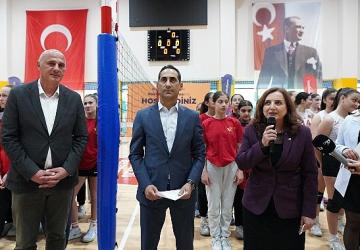 Beylikdüzü Belediyesi Voleybol Turnuvası başladı