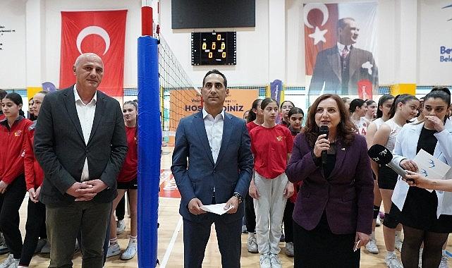 Beylikdüzü Belediyesi Voleybol Turnuvası başladı Beylikdüzü Belediyesi Voleybol Turnuvası başladı