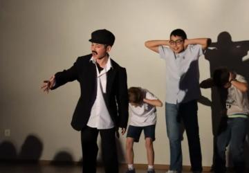 Sanat Akademisi Tiyatro Bölümü Yılsonu Performansıyla Dikkat Çekti!