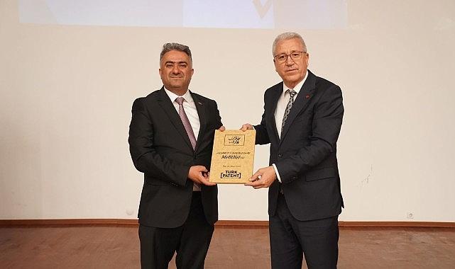 Türk Patent ve Marka Kurumu Başkanı Prof. Dr. M. Zeki Durak, Ege Üniversitesine konuk oldu Türk Patent ve Marka Kurumu Başkanı Prof. Dr. M. Zeki Durak, Ege Üniversitesine konuk oldu