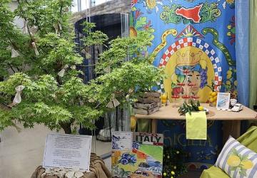 Moda Akademisi'nde "Vitrin Bir Sahne" sergisi açıldı