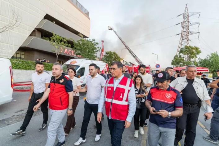 Tugay’dan Yangın Sonrası Çağrı: Tesisler Tekrar İncelenmeli Tugay’dan Yangın Sonrası Çağrı: Tesisler Tekrar İncelenmeli