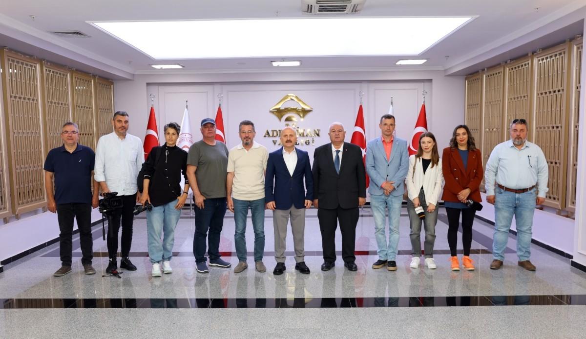 Vali Osman Varol: ‘Romen Turistleri Adıyaman’a Bekliyoruz’ Vali Osman Varol: ‘Romen Turistleri Adıyaman’a Bekliyoruz’