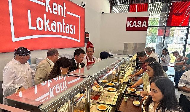 Osmangazi Belediyesi'nden Ferdi Zeyrek anısına yemek ikramı Osmangazi Belediyesi'nden Ferdi Zeyrek anısına yemek ikramı