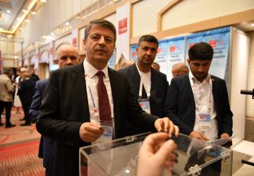 Başkan Tutdere Türkiye Belediyeler Birliği encümen üyeliğine yeniden seçildi