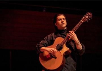 Marcin, ilk Türkiye turnesinde İzmirlileri büyüledi