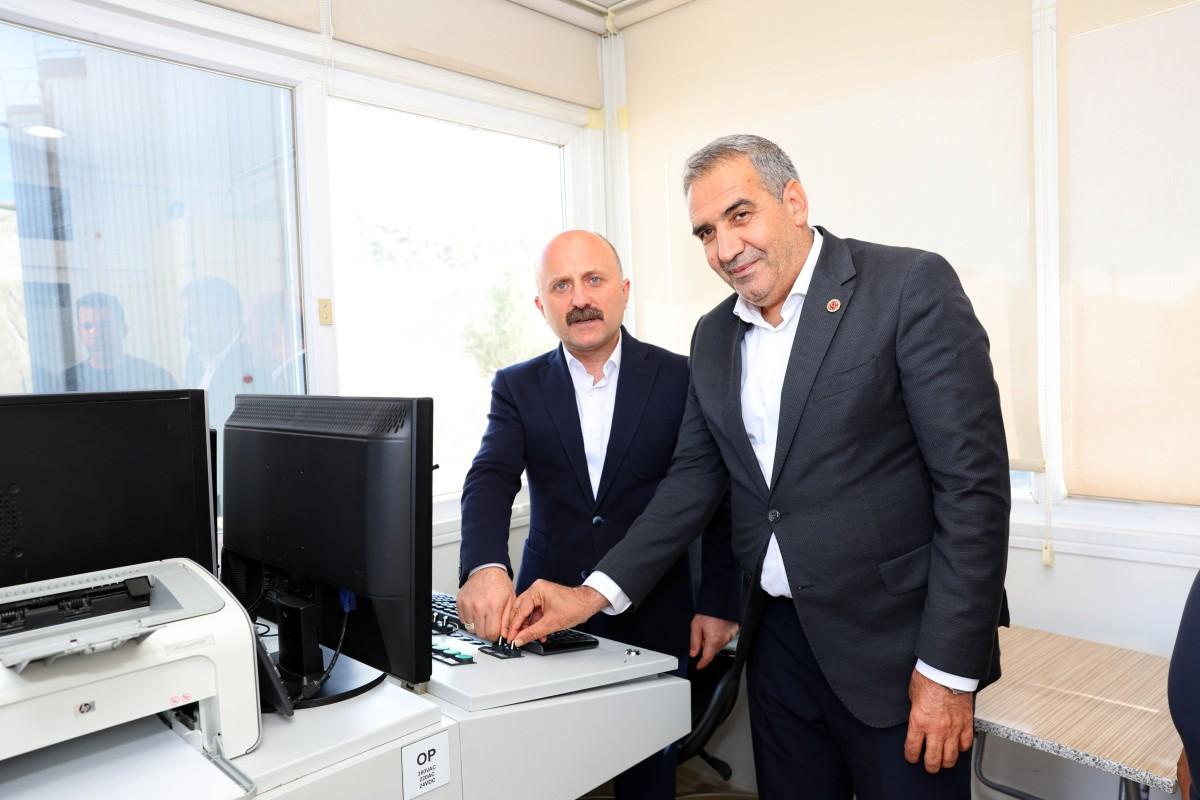 Adıyaman’da asfalt sezonu başladı: İl Özel İdaresi günde 1000 ton üretim yapacak - Videolu Haber Adıyaman’da asfalt sezonu başladı: İl Özel İdaresi günde 1000 ton üretim yapacak - Videolu Haber