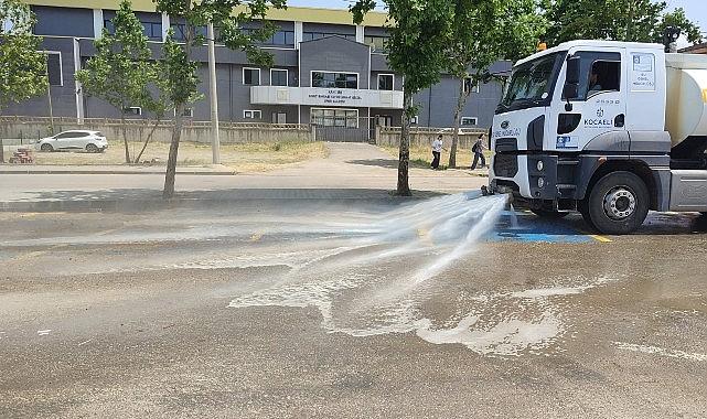 Kandıra Belediyesi Bayram Mesaisinde Rekor Temizlik Çalışması Gerçekleştirdi Kandıra Belediyesi Bayram Mesaisinde Rekor Temizlik Çalışması Gerçekleştirdi