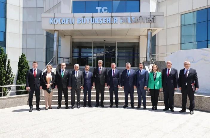 Bakan Memişoğlu, Anne Şehir Sağlıklı Yaşam Merkezini Ziyaret Etti Bakan Memişoğlu, Anne Şehir Sağlıklı Yaşam Merkezini Ziyaret Etti
