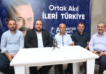 Anahtar Parti İl Başkanı Emircan Ahmet Alsan: ‘Kilitlenmiş tüm sorunlara anahtar olacağız’ - Videolu Haber