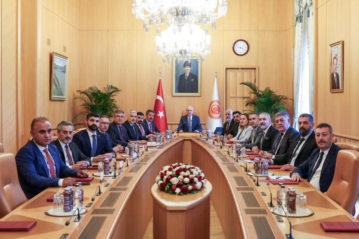 Bilal Doğan: ‘Toplumsal barış ve demokratik çözüm için TBMM devreye girmeli’ Bilal Doğan: ‘Toplumsal barış ve demokratik çözüm için TBMM devreye girmeli’