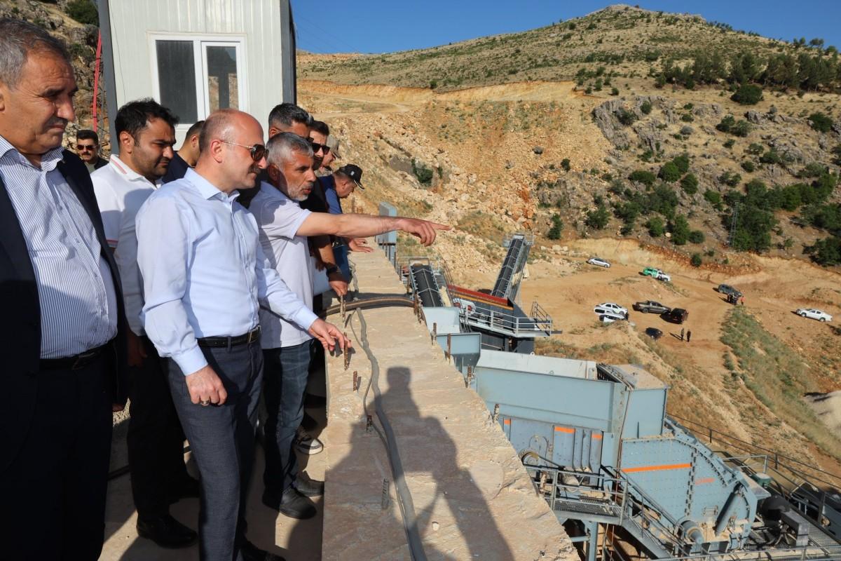 Vali Varol, Kalker Ocağında incelemelerde bulundu