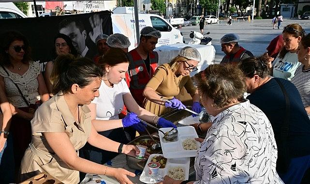 Başkanımız Zeyrek'in Vefatının Yedinci Gününde Anma Programı Başkanımız Zeyrek'in Vefatının Yedinci Gününde Anma Programı