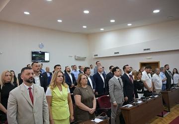 Başkan Şadi Özdemir Peja'nın Kurtuluş Günü törenlerine katıldı