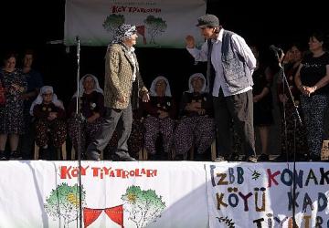 Tiyatro kırsalda filizlendi köy sakinlerinin hayatı değişti
