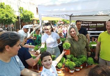 Efes Selçuk'ta Çevre Günü Çocuk Müzisyenlerin Ritmiyle Kutlandı