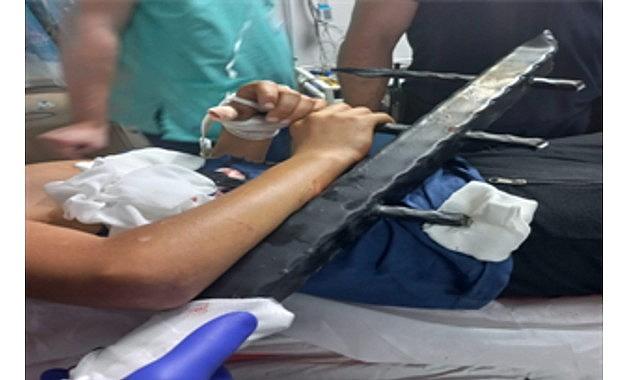 İzmir İtfaiyesi'nden hayat kurtaran operasyon İzmir İtfaiyesi'nden hayat kurtaran operasyon