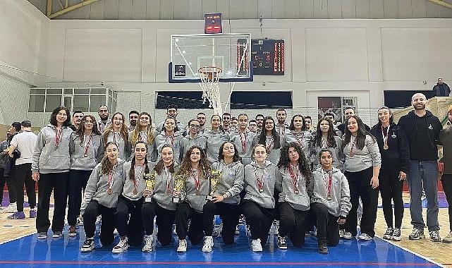Sporun ve gençliğin kenti: İzmir Sporun ve gençliğin kenti: İzmir
