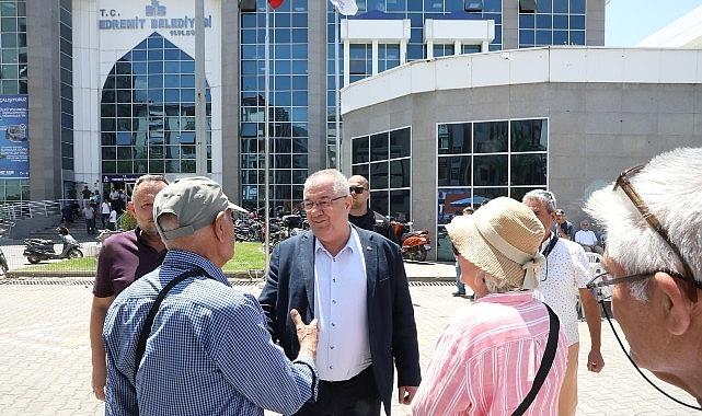 Edremit'te Ferdi Zeyrek anısına lokma hayrı Edremit'te Ferdi Zeyrek anısına lokma hayrı