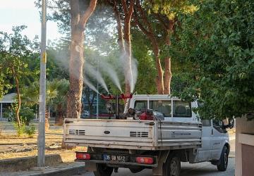 Gaziemir'de sivrisineklere karşı ilaçlama çalışmaları hız kazandı