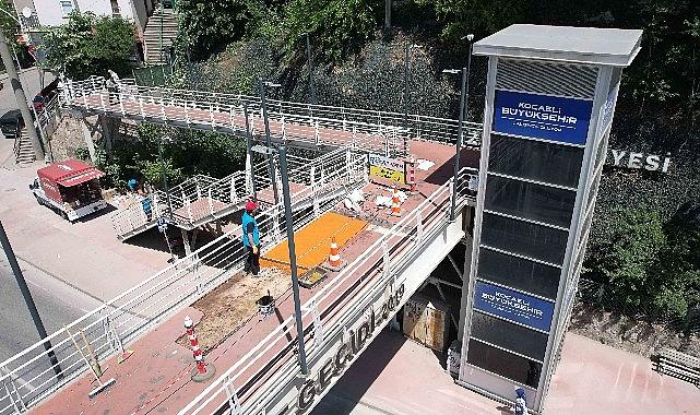 Büyükşehir'den üst geçitlere hassas dokunuş Büyükşehir'den üst geçitlere hassas dokunuş