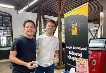 İnegöl Belediyesi'nden Öğrencilere Sınav Öncesi Moral İkramları