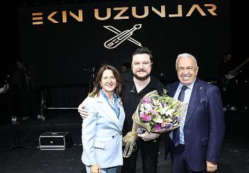 Nilüfer Karadeniz Festivali'nde Ekin Uzunlar rüzgarı