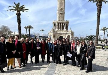 Sisters Music Chain İzmir Ekibi'nden Eşsiz Bir Gece: Açık Sahne Etkinliği 22 Haziran'da!