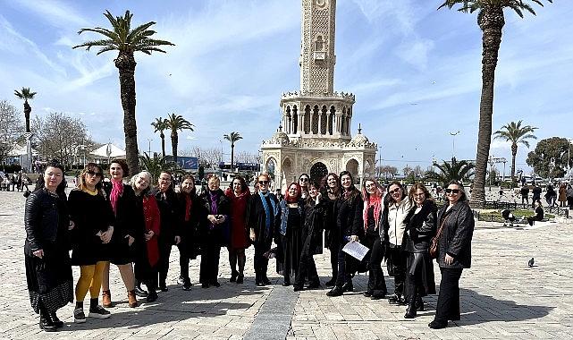 Sisters Music Chain İzmir Ekibi'nden Eşsiz Bir Gece: Açık Sahne Etkinliği 22 Haziran'da! Sisters Music Chain İzmir Ekibi'nden Eşsiz Bir Gece: Açık Sahne Etkinliği 22 Haziran'da!