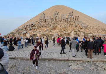 Rotel Tours yıllar sonra yeniden Nemrut’ta: ‘Kahta bizim ikinci evimiz’