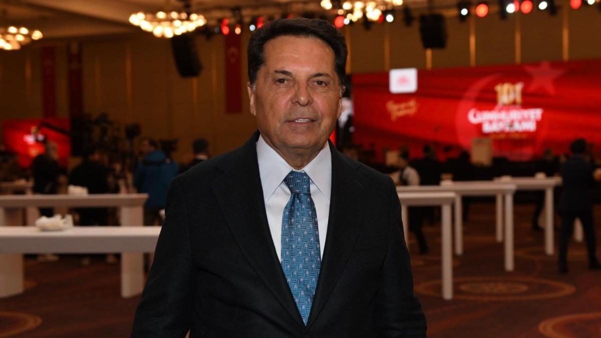 7 ay sonra hakim karşısına çıktı: Ahmet Özer’in tutukluluğuna devam kararı 7 ay sonra hakim karşısına çıktı: Ahmet Özer’in tutukluluğuna devam kararı