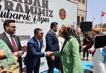 Belediye Başkanı Rasim Arı, Bayramlaşma Törenine Katıldı