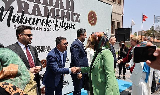Belediye Başkanı Rasim Arı, Bayramlaşma Törenine Katıldı