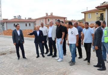 Besni Kutluca Köyü’nde deprem sonrası yeni yaşam başlıyor
