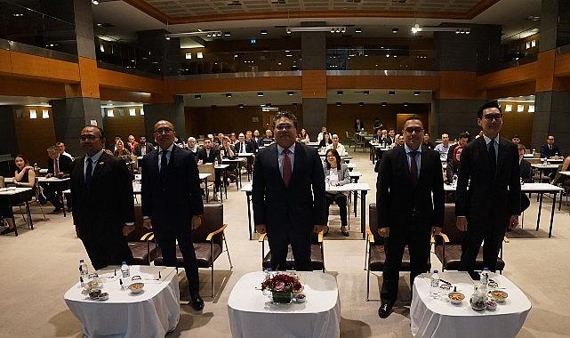 Türkiye 2024 Yılında Malezya'dan 905.000 Ton Palm Yağı İthal Etti Türkiye 2024 Yılında Malezya'dan 905.000 Ton Palm Yağı İthal Etti