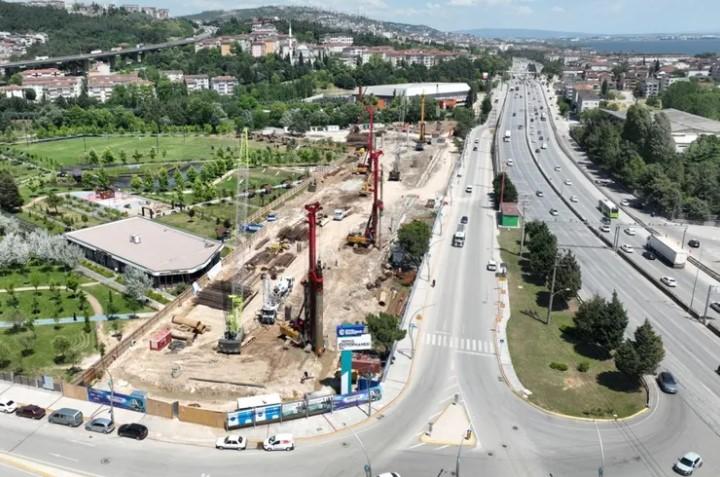 Kocaeli’de Körfezray Metro Çalışmaları Tüm Hızıyla Devam Ediyor Kocaeli’de Körfezray Metro Çalışmaları Tüm Hızıyla Devam Ediyor