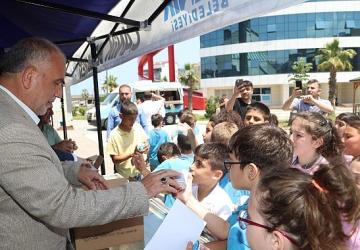 Çocuklardan Başkan İbrahim Sandıkçı'ya Sevgi Seli