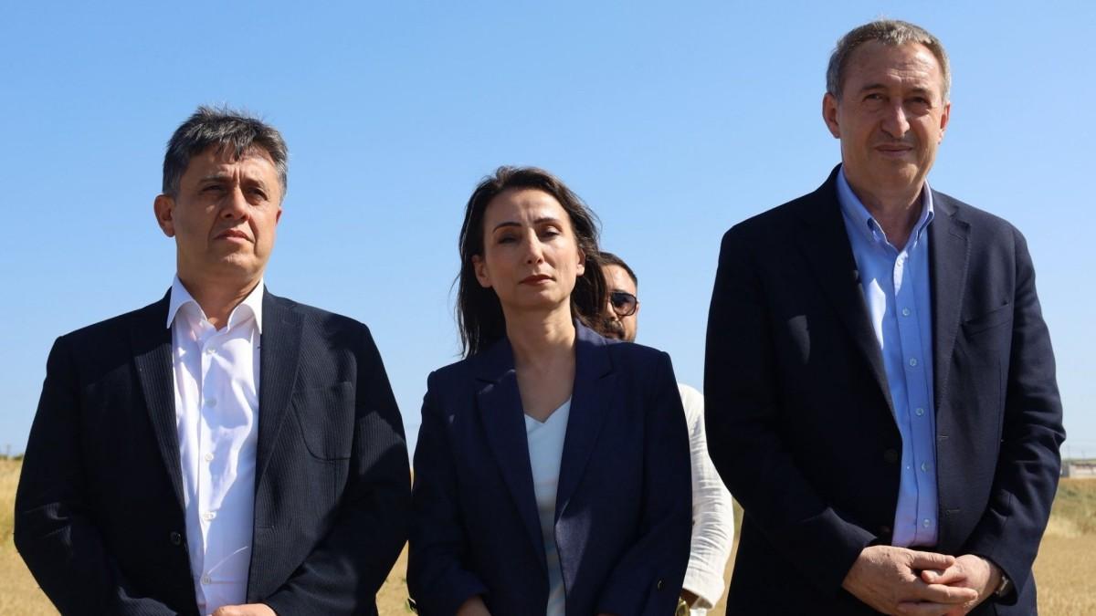 İmamoğlu’ndan DEM Parti aracılığıyla mesaj: ‘Ayrımcılık Türkiye’ye yakışmaz’ İmamoğlu’ndan DEM Parti aracılığıyla mesaj: ‘Ayrımcılık Türkiye’ye yakışmaz’