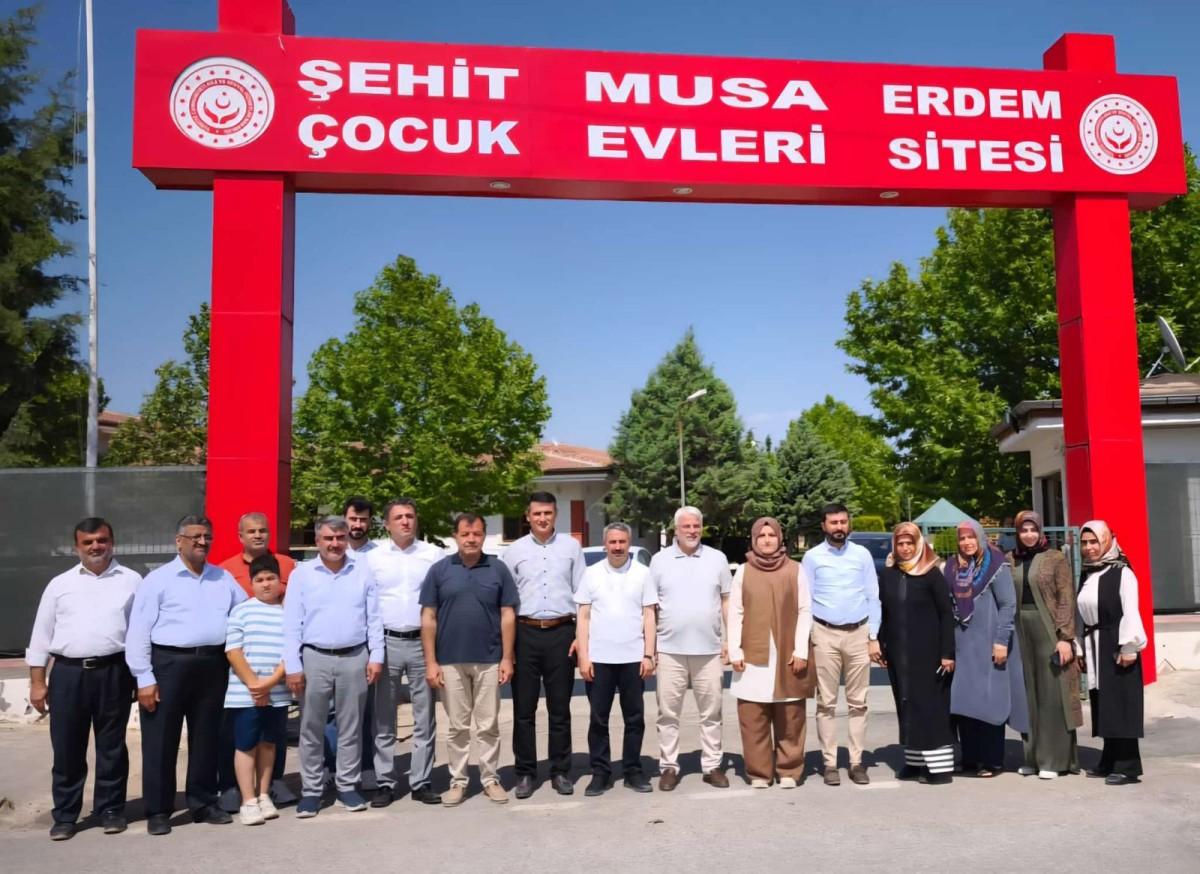Milletvekili Alkayış’tan övgü: ‘Adıyaman, sosyal hizmetler karnesinde Türkiye ikincisi oldu’ Milletvekili Alkayış’tan övgü: ‘Adıyaman, sosyal hizmetler karnesinde Türkiye ikincisi oldu’