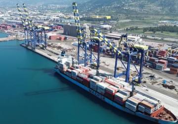 Türkiye'nin Dış Ticaret Açığı Nisan'da Artış Gösterdi