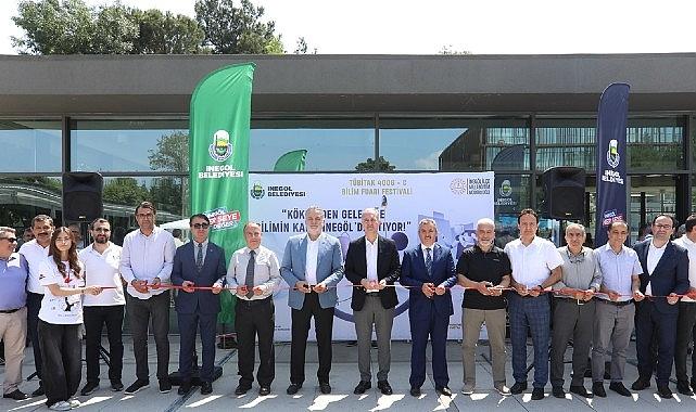 İnegöl Kent Meydanı “TÜBİTAK Bilim Fuarı Festivaline" Ev Sahipliği Yaptı