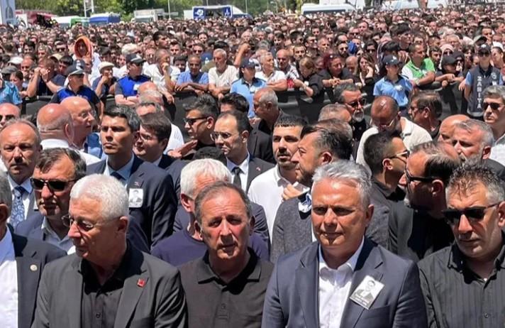 Manisa Belediye Başkanı Ferdi Zeyrek’in Adı Muratpaşa’da Yaşatılacak Manisa Belediye Başkanı Ferdi Zeyrek’in Adı Muratpaşa’da Yaşatılacak