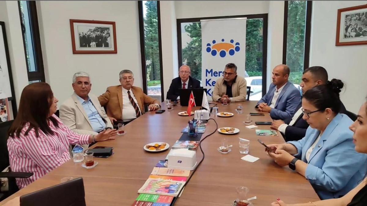 Mersin ve Hatay Kent Konseylerinden Kardeşlik Protokolü Mersin ve Hatay Kent Konseylerinden Kardeşlik Protokolü