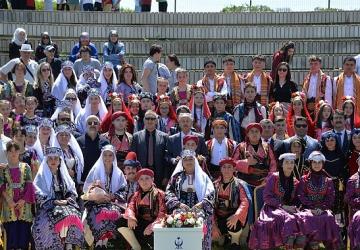 Kahramankazan'da Halk Oyunları Şöleni Coşkusu