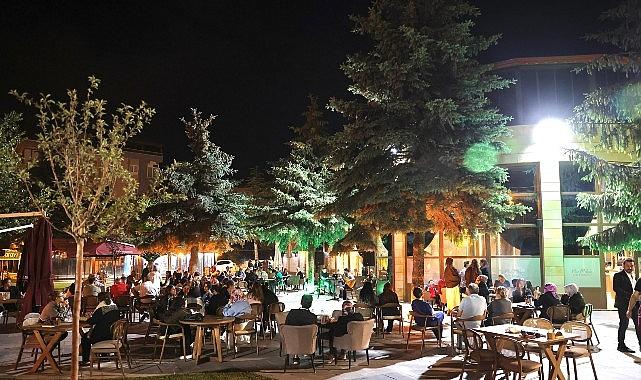 NevMekan'da Canlı Müzik Keyfi Yaşandı NevMekan'da Canlı Müzik Keyfi Yaşandı