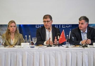 Başkan Tugay'dan “turizm konseyi" önerisi