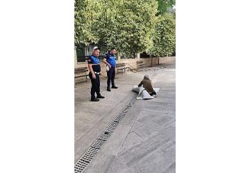 Büyükşehir zabıtasından yardım eli