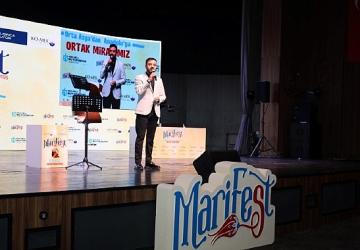 MARİFEST25'te kum ve şiir rüzgarı