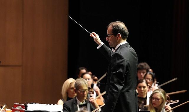 İstanbul Devlet Senfoni Orkestrası DenizBank Konserleri'nde Cumhuriyet Coşkusu Yaşandı